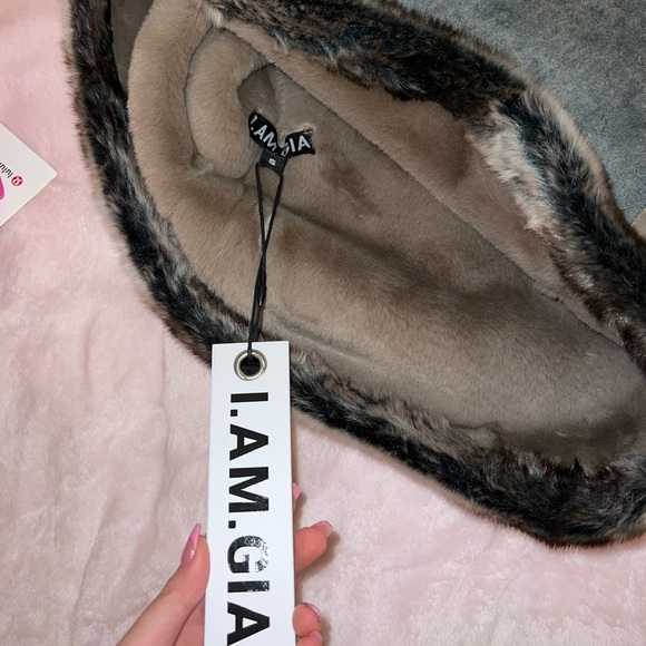 I Am Gia Asami skirt - Picture 7 of 9